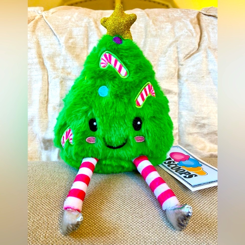 2 Scoops Christmas Tree Mini Plush